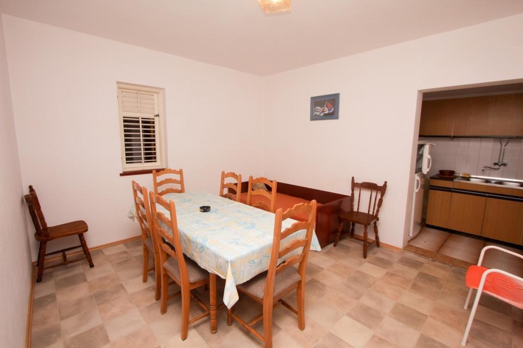 Apartments And Rooms Porto Ražanj Cameră foto