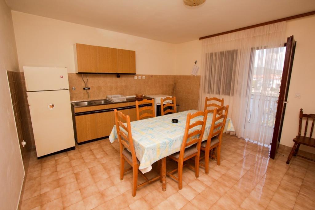 Apartments And Rooms Porto Ražanj Cameră foto